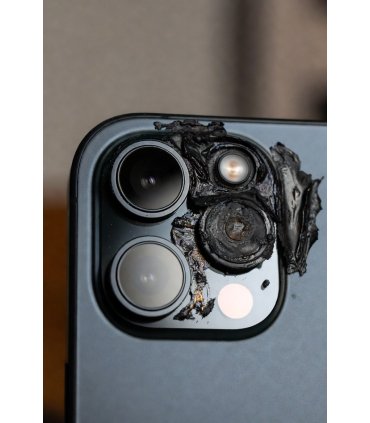 Wymiana tylnego aparatu iPhone 16 – profesjonalna usługa serwisowa