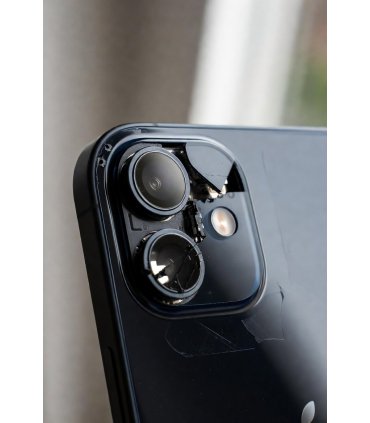 Wymiana tylnego aparatu iPhone 16 – profesjonalna usługa serwisowa