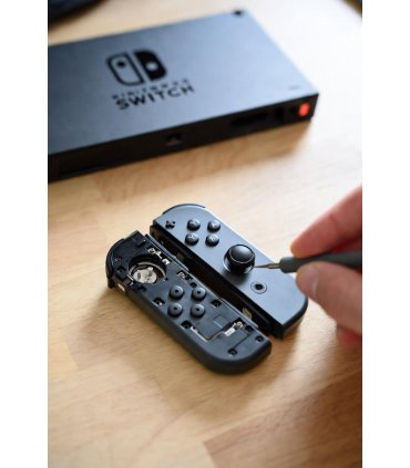 Naprawa Driftu Joy-Con Nintendo Switch Czyszczenie Analogów
