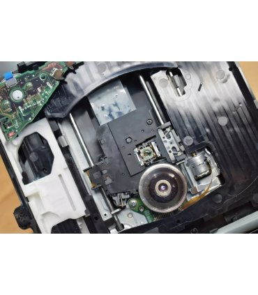 Czyszczenie Lasera PlayStation 4 Slim Naprawa Odczytu