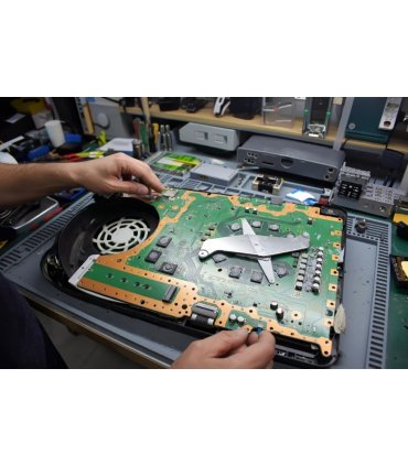 Diagnostyka płyty głównej PS5 Pro | Serwis i naprawa zaawansowanej elektroniki