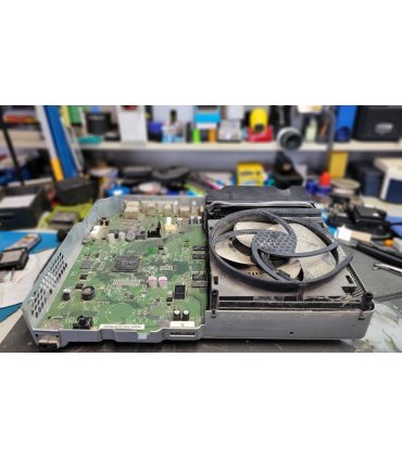 Czyszczenie Xbox One X i wymiana pasty | Serwis najmocniejszej konsoli