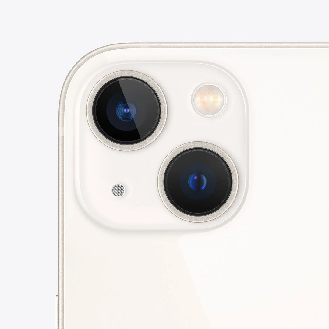 iPhone 13 128 GB Biały – w użyciu