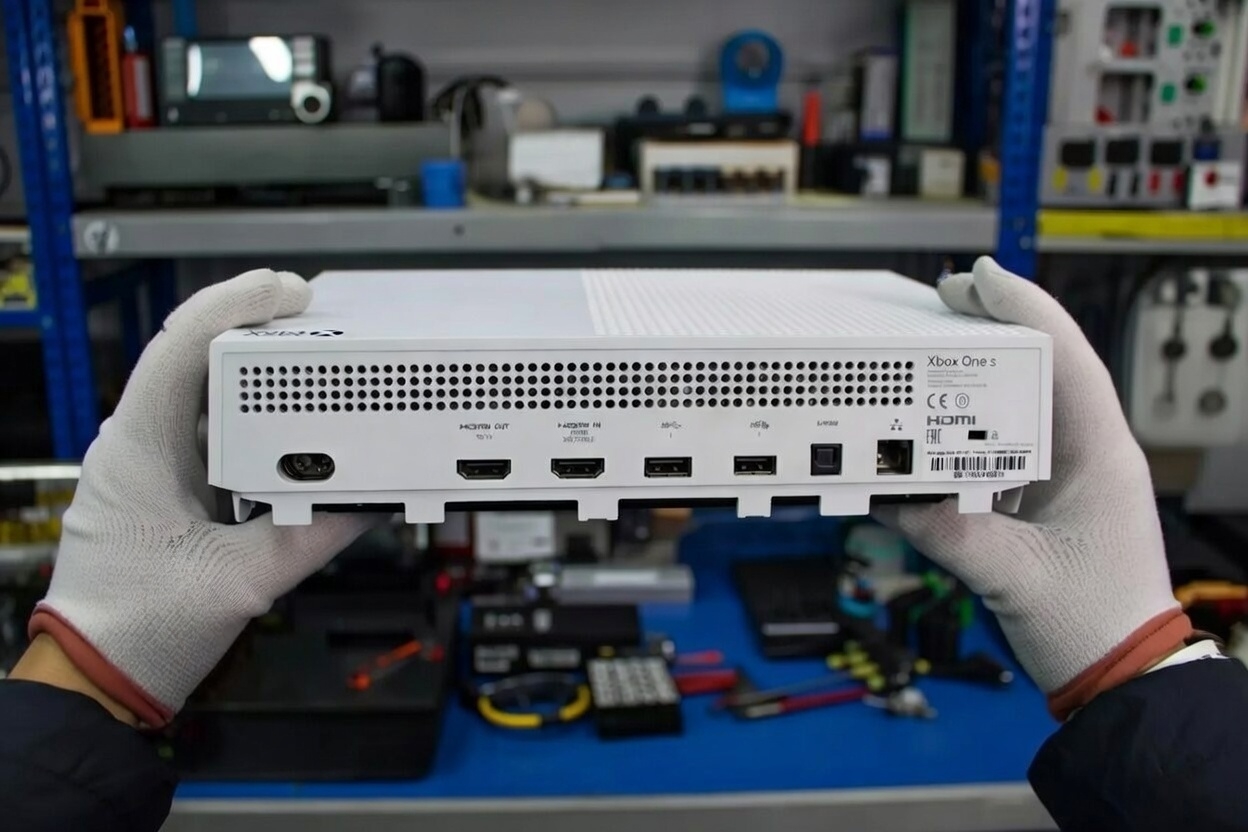 Uszkodzony port HDMI Xbox One X – wygięte lub złamane piny