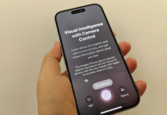 Funkcja Visual Intelligence w iPhone 15 Pro z iOS 18.4
