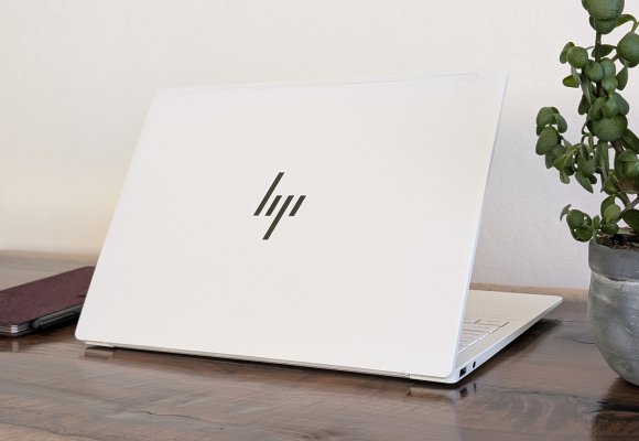 HP OmniBook 7 Aero 13 – ultralekki laptop 1 kg 2025