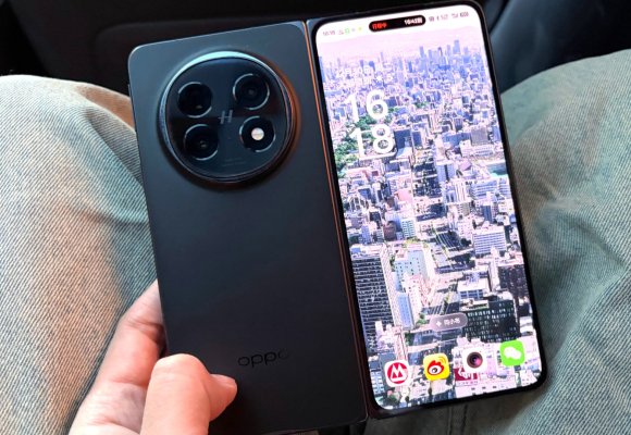 Składane smartfony 2026 – Oppo Honor vs Samsung Apple