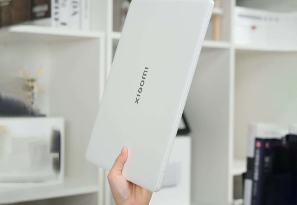 Xiaomi Book Pro 14 – laptop z Intel Panther Lake